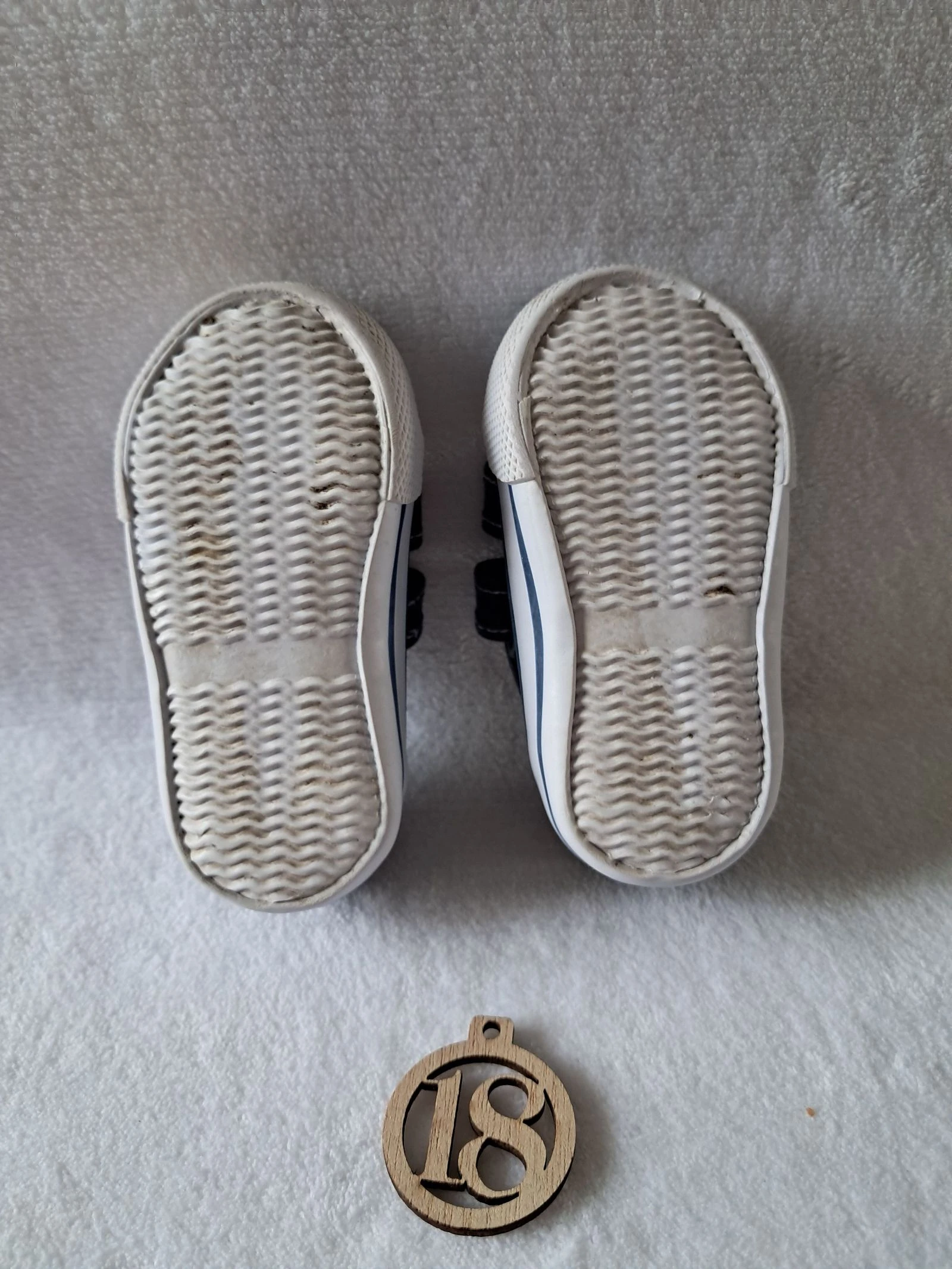 Blue tennis sneakers size 18 – photo 4